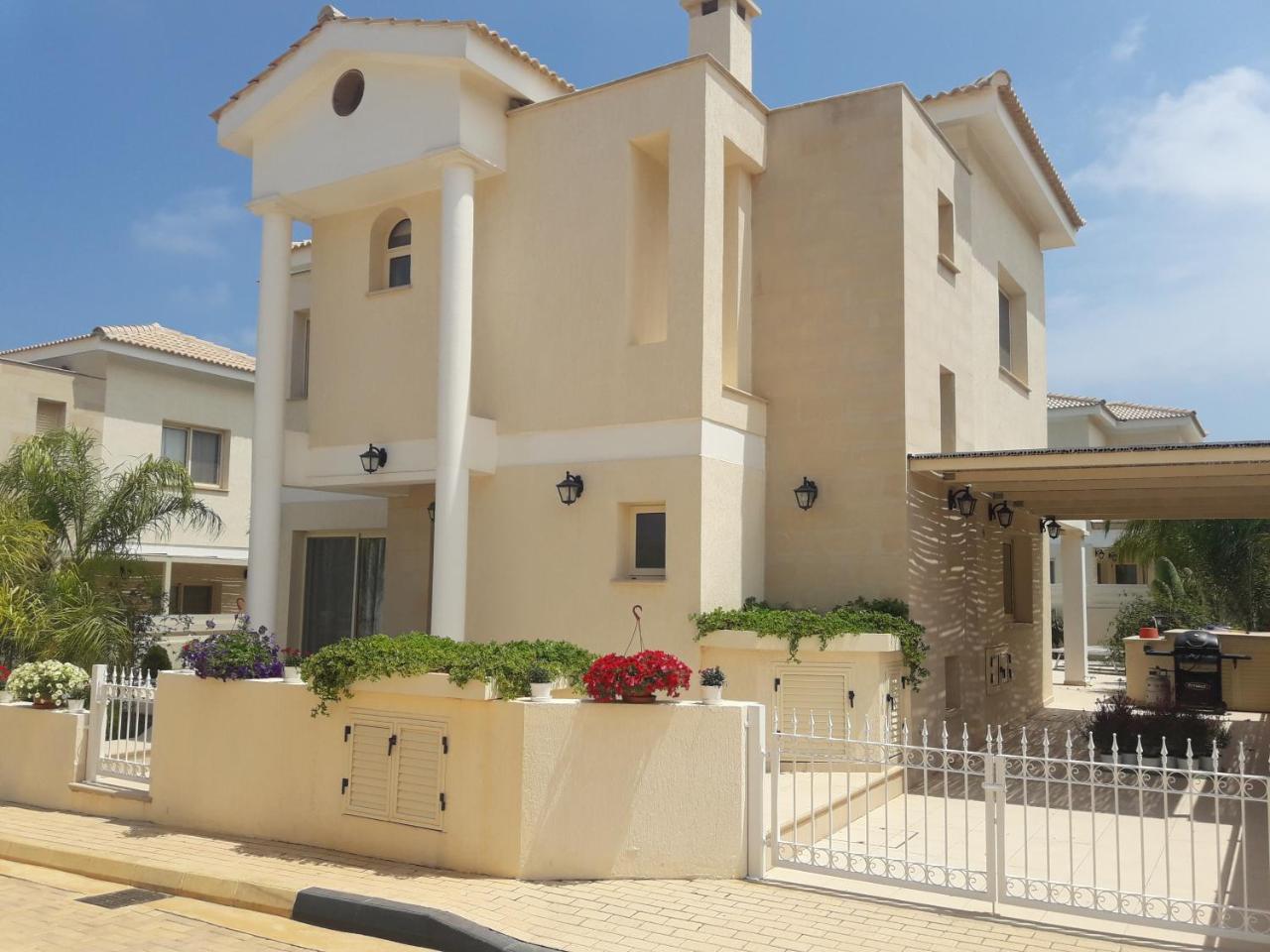 Anthorina Villa 4 Protaras Exterior photo